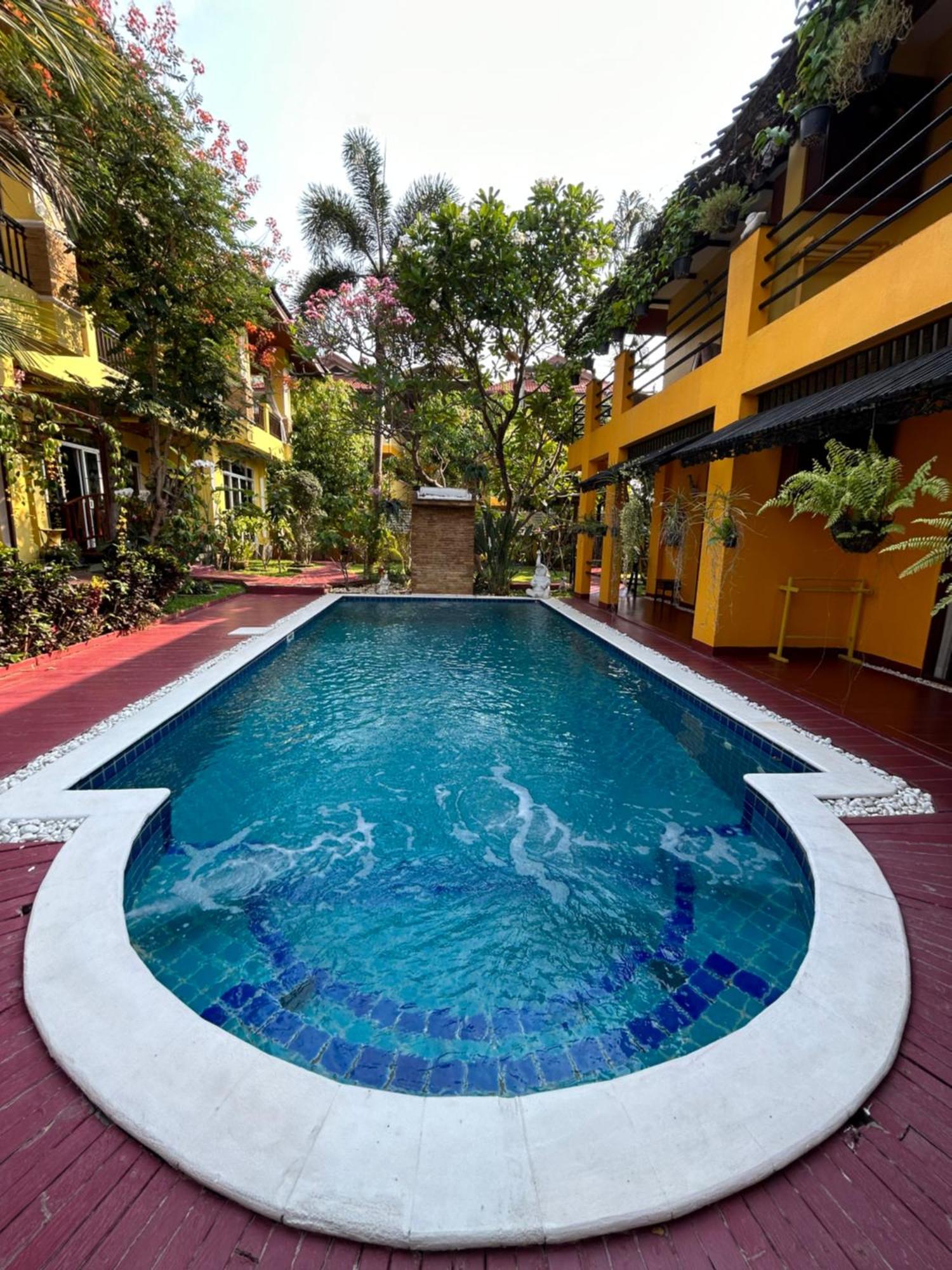 Hotel Olivier Boutique à Chiang Mai Extérieur photo
