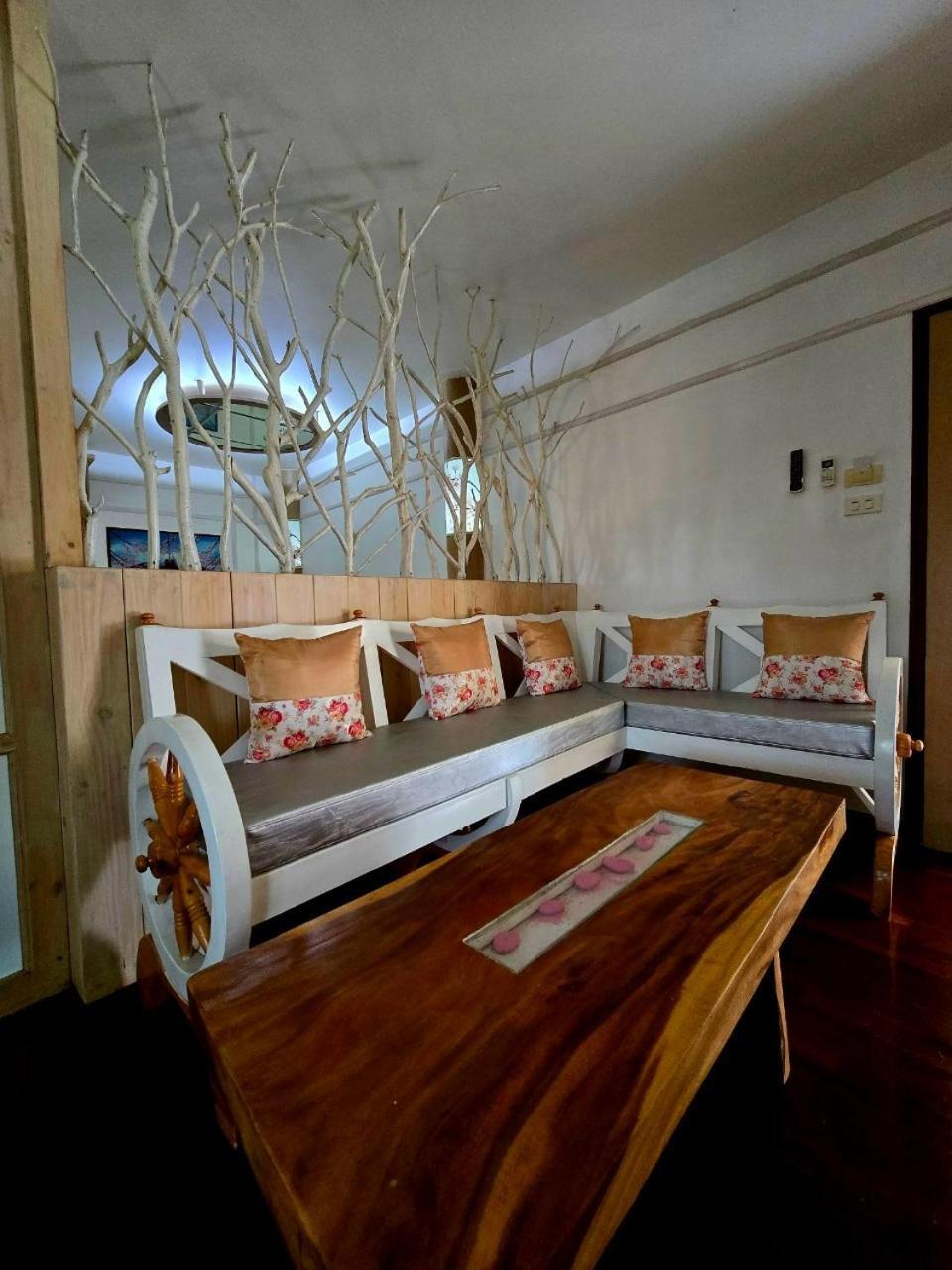 Hotel Olivier Boutique à Chiang Mai Extérieur photo