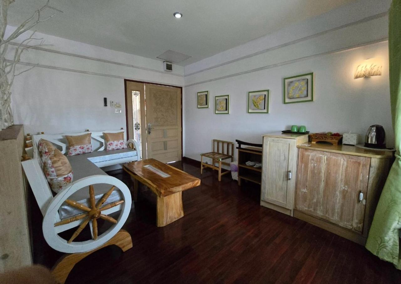 Hotel Olivier Boutique à Chiang Mai Extérieur photo