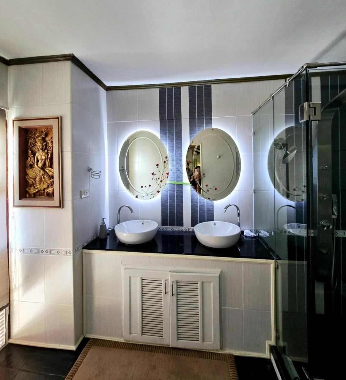 Hotel Olivier Boutique à Chiang Mai Extérieur photo